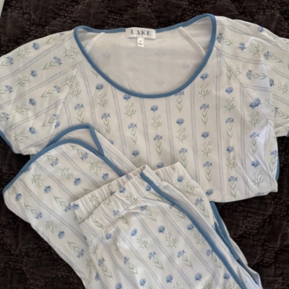 LAKE Pajamas Pima Short-Long Set in Blue Floral Stripe, Size Small, EUC
